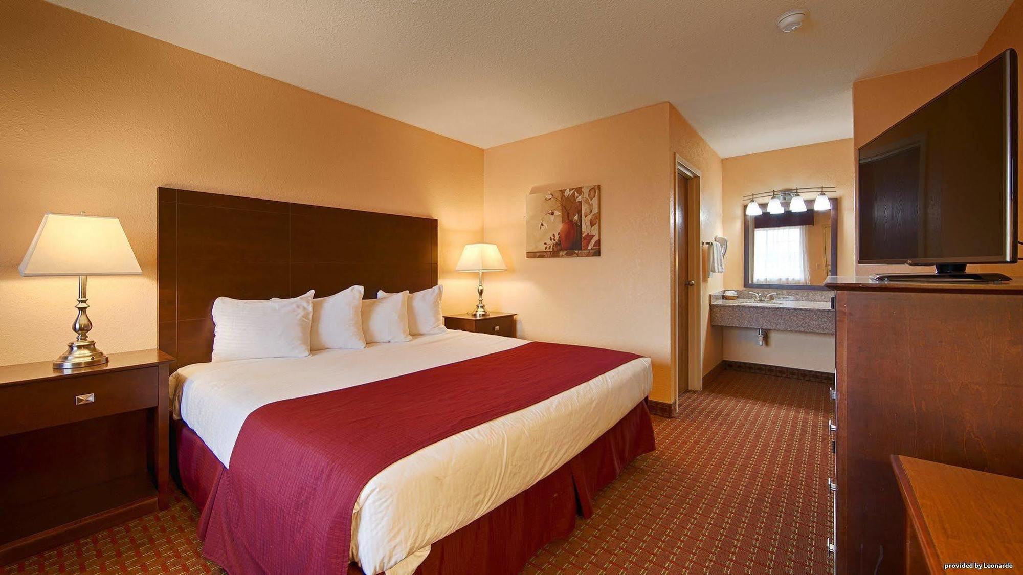 Days Inn By Wyndham Whitmore Lake Exterior photo